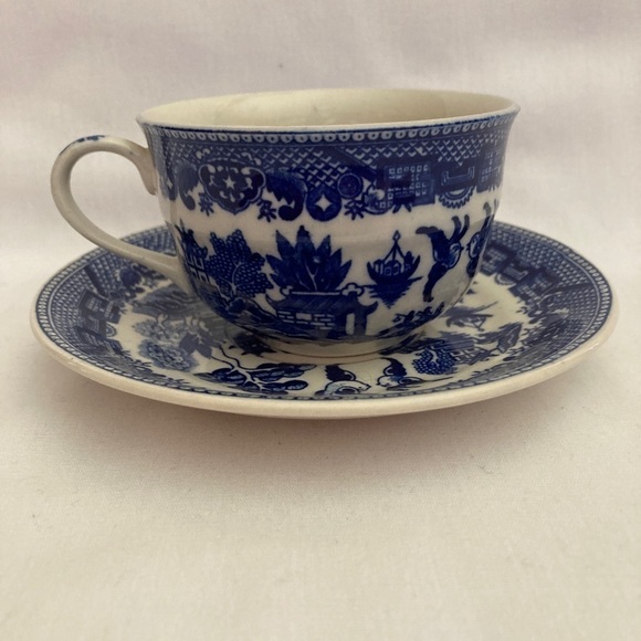 Blue Willow Japan Cup and Saucer - Picture 3 of 5